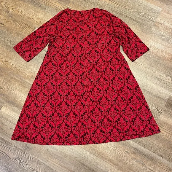 Catherine's V-Neck Classic Red Dress - Picture 7 of 7